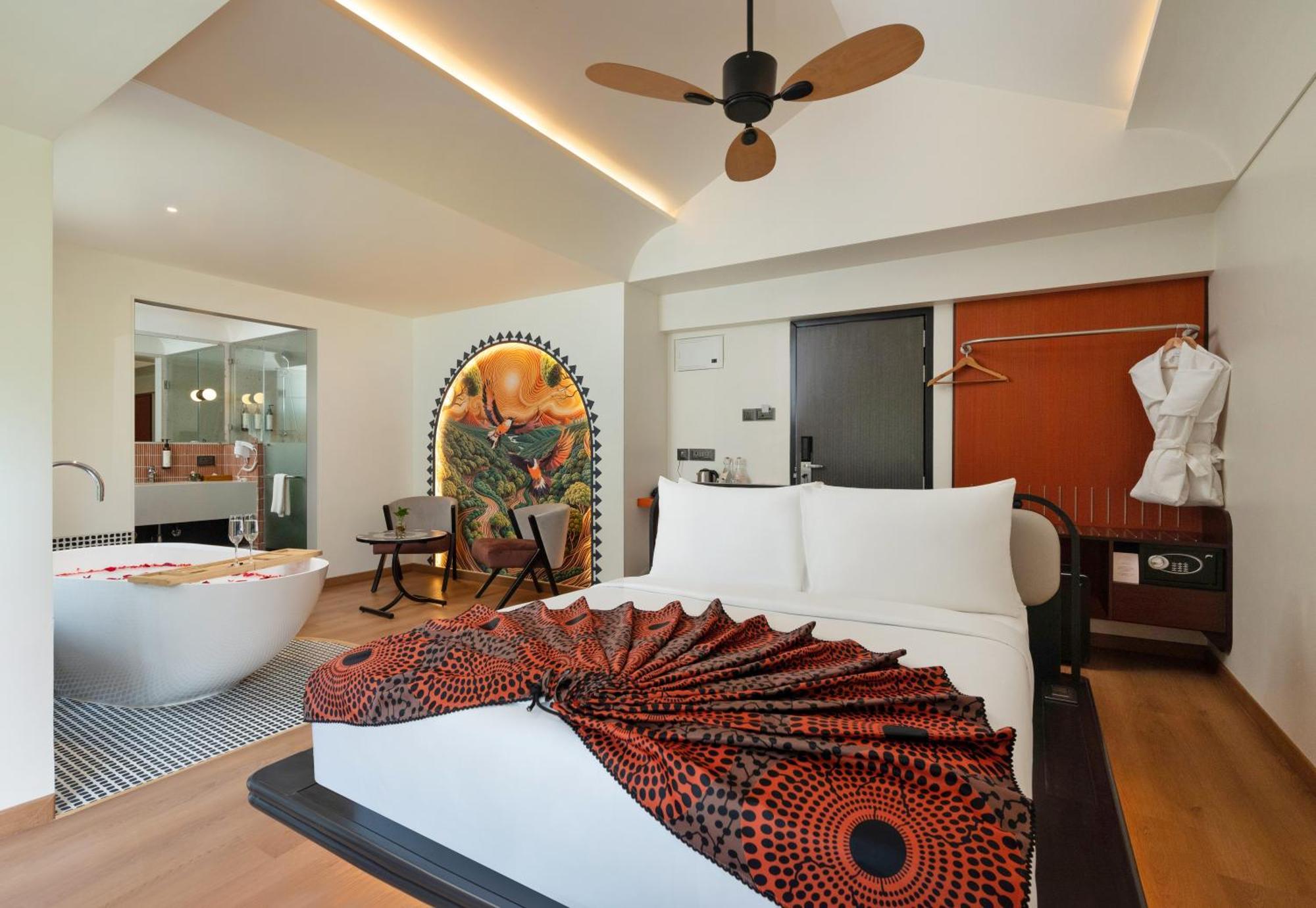The Orchid Passaros Benaulim Goa Hotel Екстериор снимка