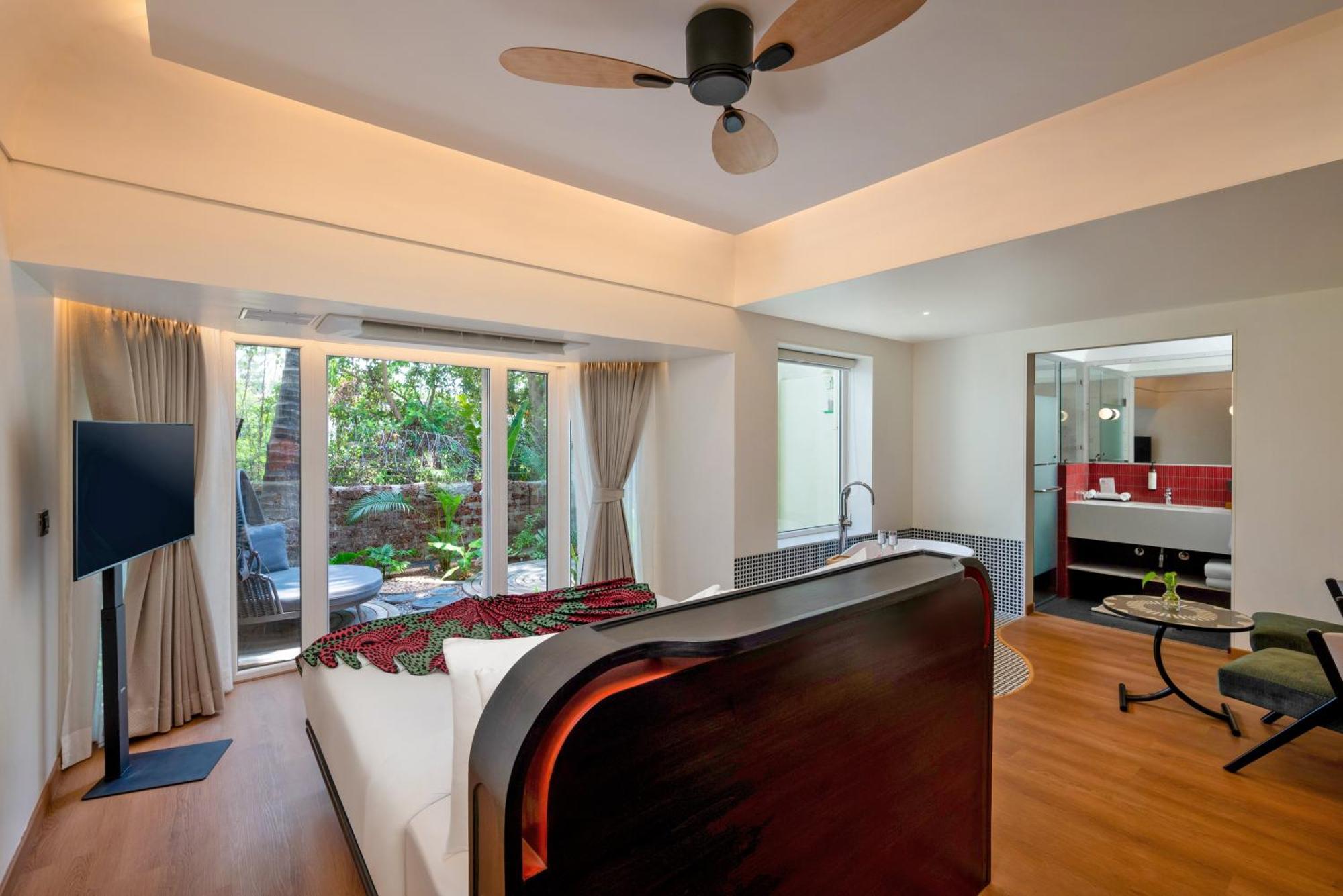 The Orchid Passaros Benaulim Goa Hotel Екстериор снимка